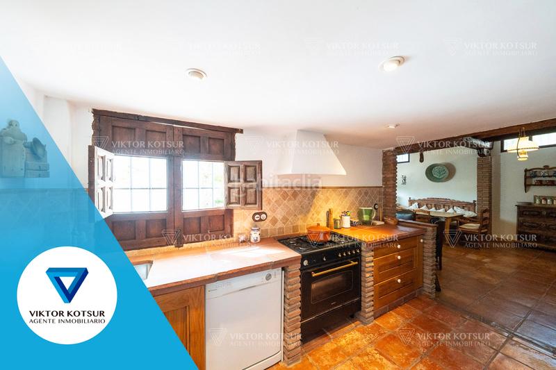 Foto b50f99df-f228-4491-8900-8c30da4721c1. Chalet with fireplace parking pool in La Envía Vícar
