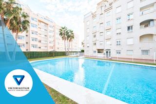 Pis a Aguadulce Sur. Buscas espacio, luz y vistas al mar