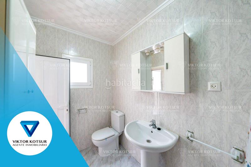Foto d4f212e4-64ca-44ca-8081-88718bac885c. Casa adossada amb aparcament a El Parador de las Hortichuelas Roquetas de Mar