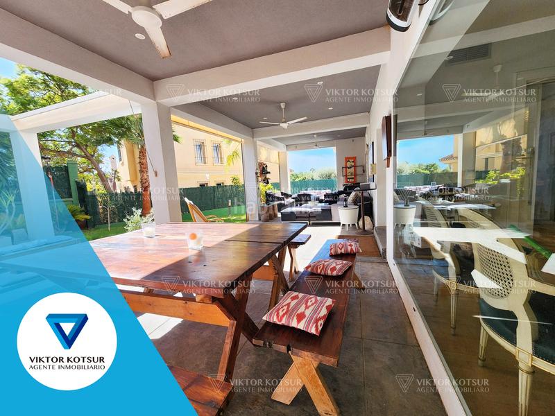 Foto fca5e9d9-5f27-49c0-8372-4a491dd8d1a0. Chalet avec chauffage parking piscine dans Aguadulce Sur Roquetas de Mar