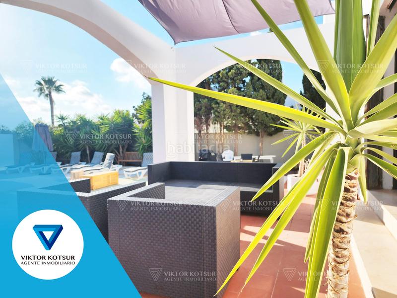 Foto 3ab0ad94-53df-4ee3-886b-4092413f1ec7. Chalet avec cheminée chauffage parking piscine dans Roquetas de Mar