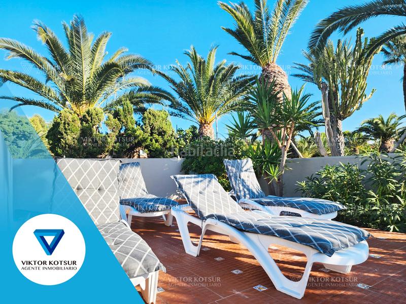 Foto 70778b84-48e1-4d21-b6f3-f0a75754fecb. Chalet avec cheminée chauffage parking piscine dans Roquetas de Mar