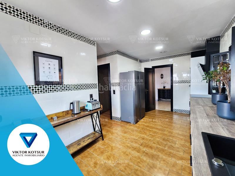 Foto 7f0c368f-336d-4bde-9f31-482223176241. Chalet avec cheminée chauffage parking piscine dans Roquetas de Mar