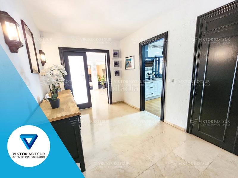 Foto 928f5a06-1f14-4dd2-a1d3-2ca223089295. Chalet avec cheminée chauffage parking piscine dans Roquetas de Mar