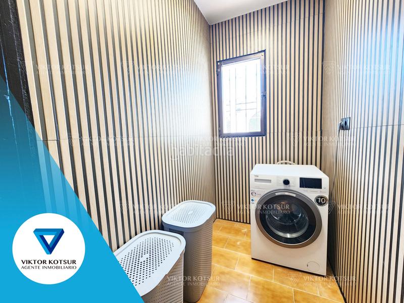 Foto 99953d08-47c6-4102-9e91-cc51f16b1a17. Chalet avec cheminée chauffage parking piscine dans Roquetas de Mar