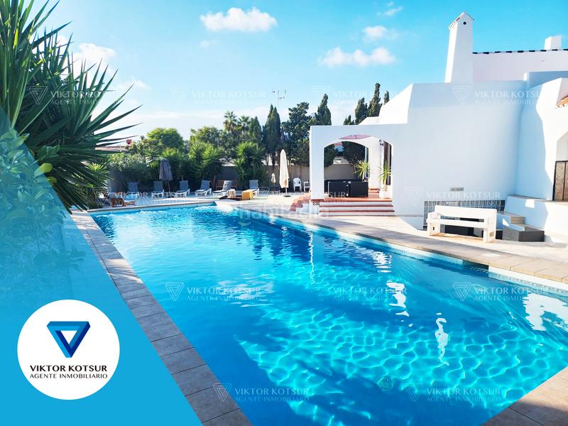 Foto e9daa77b-abbc-4c41-a606-8fff913bfacc. Chalet avec cheminée chauffage parking piscine dans Roquetas de Mar