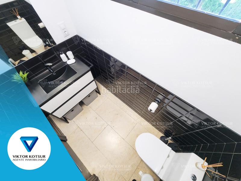 Foto f2bc3107-da3b-456a-b36c-8530450cce1e. Chalet avec cheminée chauffage parking piscine dans Roquetas de Mar