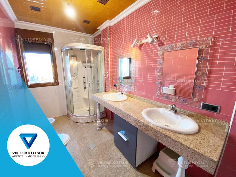 Foto 3e73e6d9-1e54-4979-9822-11bf00aa5181. Maison jumelée avec parking dans Las Salinas Roquetas de Mar