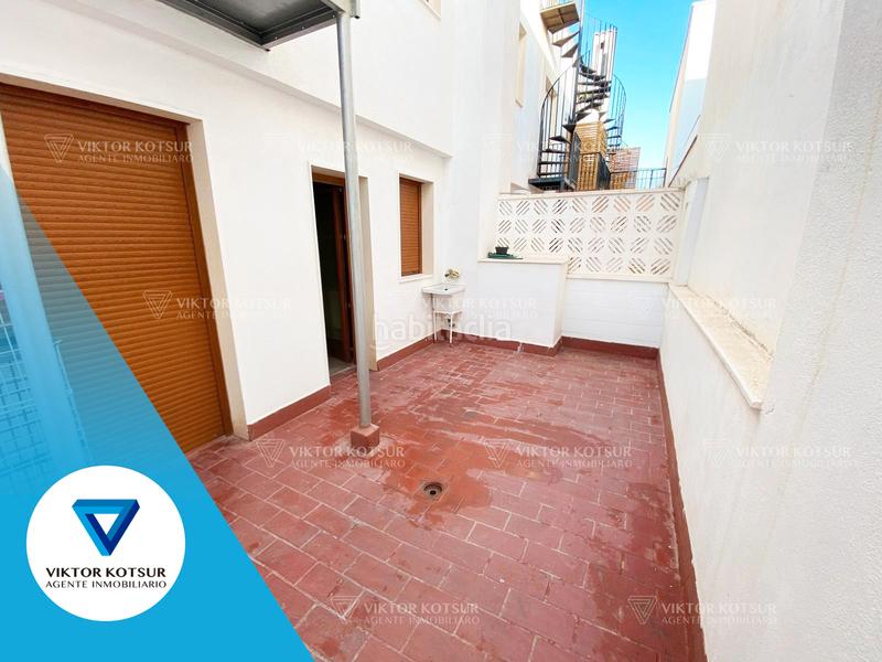 Foto 8bd844e2-1511-49d6-91c5-4280f8466293. Maison jumelée avec parking dans Las Salinas Roquetas de Mar