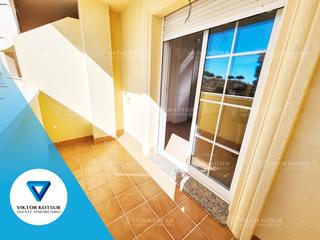 Pis  Calle bahía de almería. Inversión, vida y futuro en un mismo lugar