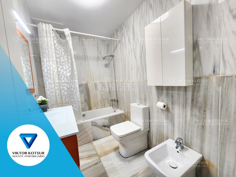 Foto 0bac70a3-3edb-4cd9-8cff-0ef79315a439. Xalet amb xemeneia calefacció a Aguadulce Sur Roquetas de Mar