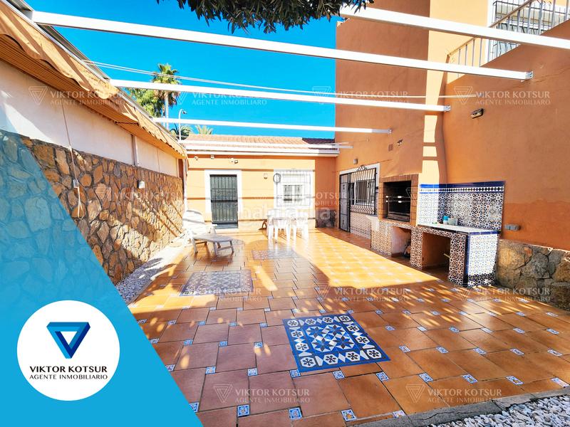 Foto 6bae57c5-530d-4e1d-a87a-d7ee7f4674db. Xalet amb xemeneia calefacció a Aguadulce Sur Roquetas de Mar