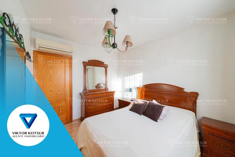 Foto 5a9fe0cd-28fe-468f-9143-651e0885e2ce. Casa adossada amb aparcament a La Gangosa Vícar