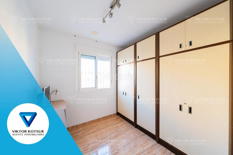 Foto f9ed7fe9-6991-4797-aa35-93c792f40ae0. Casa adossada amb aparcament a La Gangosa Vícar