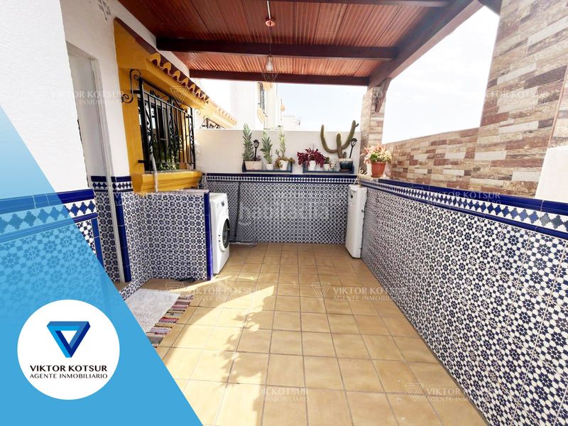 Foto 20189e81-4551-4499-9f1a-cfbd39f3bdc9. Casa adossada a Aguadulce Sur Roquetas de Mar