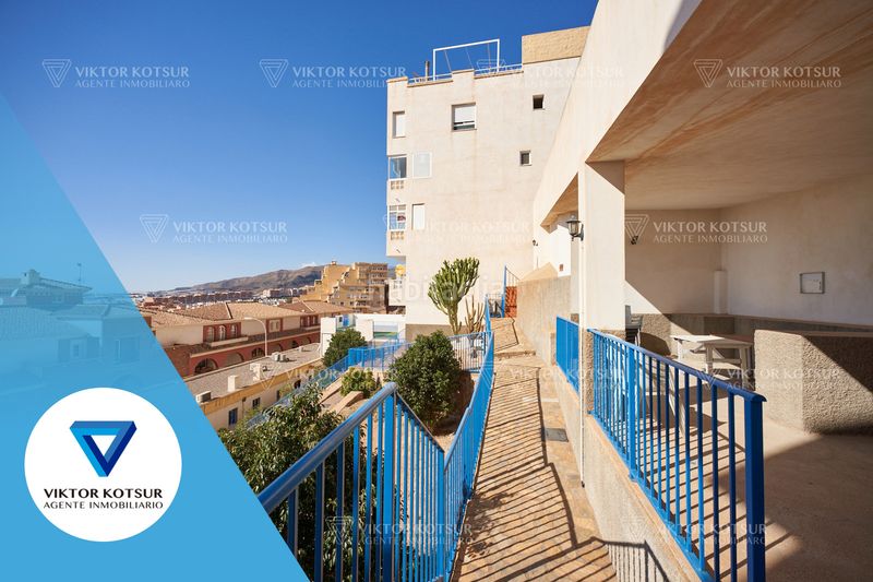 Foto aafa1d52-6714-484f-851a-035a5110f0b9. Apartament amb piscina a Aguadulce Norte Roquetas de Mar