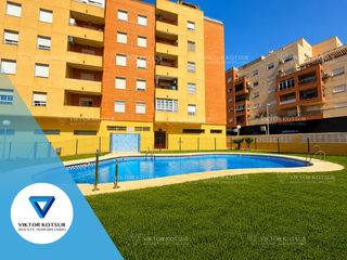 Appartement à El Parador de las Hortichuelas. Piso completo la fabriquilla piscina tenis garaje