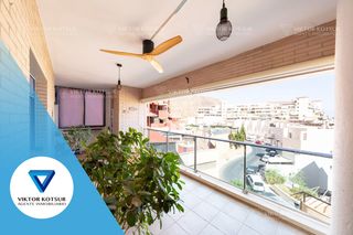 Etagenwohnung in Calle Miguel Rueda