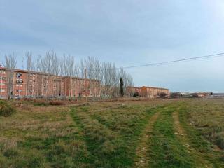 Solar industrial a Calle san luis gonzaga 13b. Terrenos urbanos industriales y residenciales 58.247 m²