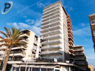 Appartement à Carrer del pintor mir 1. Vivienda 63 m² 1ª línea playa calafell