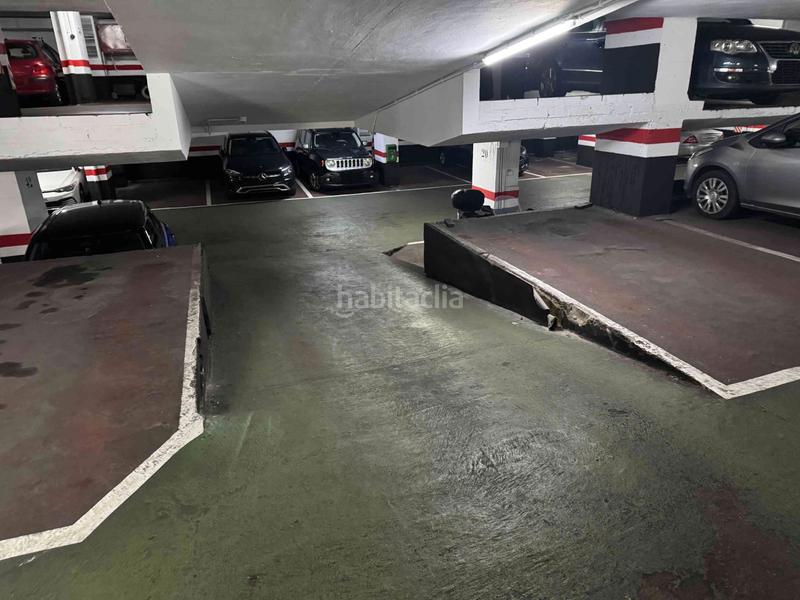 Foto 7cd03442-ec56-400c-9a5d-0876f6cd2b81. Aparcament cotxe a mazarredo zumarkalea 12 a Abandoibarra - Guggenheim Bilbao