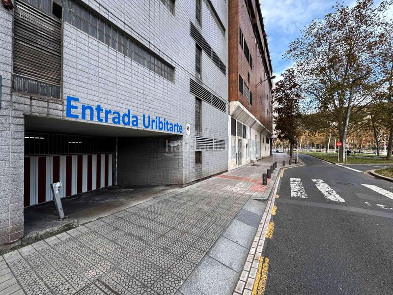 Foto 7d29a94a-dfed-44ae-ae35-0a7be065f3b0. Aparcament cotxe a mazarredo zumarkalea 12 a Abandoibarra - Guggenheim Bilbao