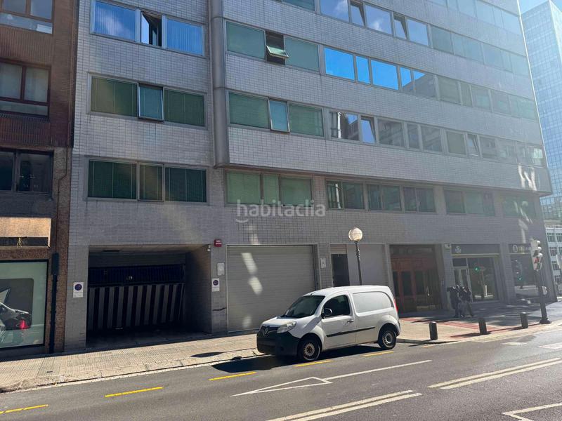 Foto 8fad08d9-80bb-48e2-9aa6-4a4c09b19a08. Aparcament cotxe a mazarredo zumarkalea 12 a Abandoibarra - Guggenheim Bilbao