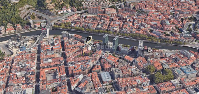 Foto d8c4e300-37a8-48b6-adb9-b9635ad79882. Aparcament cotxe a mazarredo zumarkalea 12 a Abandoibarra - Guggenheim Bilbao