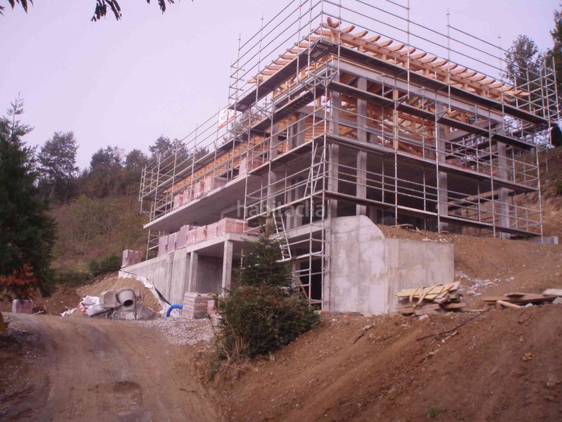 Foto 94e16cb7-4d95-40f2-877c-888c20d1ab50. Edifici a barrio altzusta 38 a Zeanuri