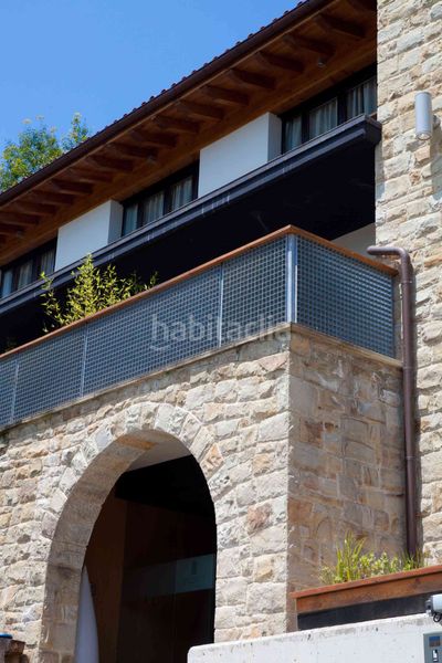 Foto e878f2d8-f100-45e4-9022-fd27695522b8. Edifici a barrio altzusta 38 a Zeanuri