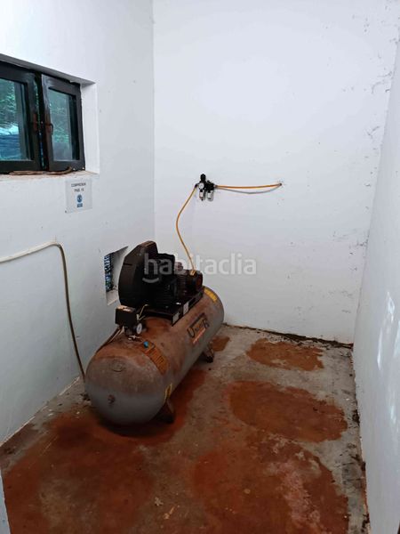Foto 5b4e8fb4-9c4a-48b7-a908-e1a66fd1ea83. Solar industrial a Barrundia