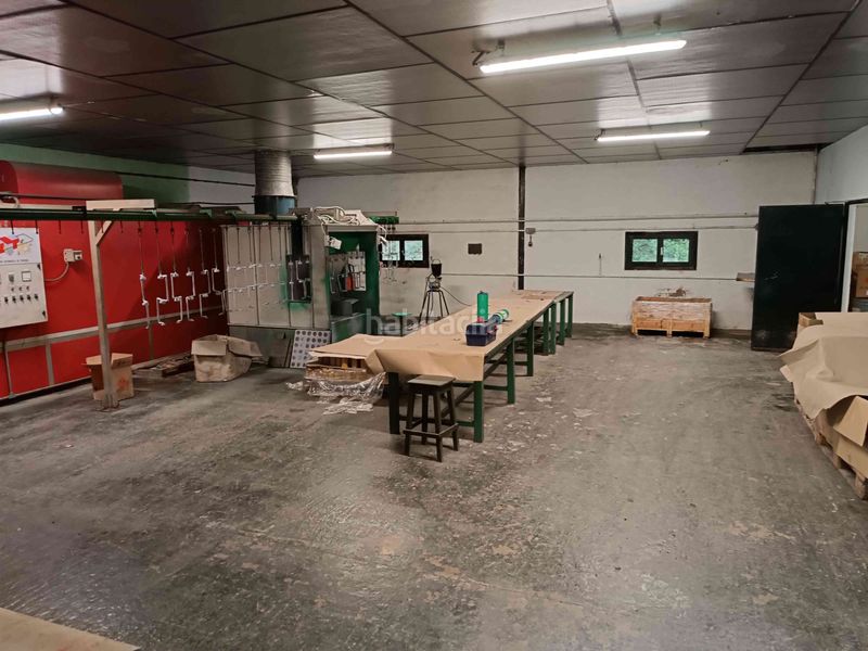 Foto a4076f58-c095-4b34-9b89-3a18ff6c2cac. Solar industrial a Barrundia