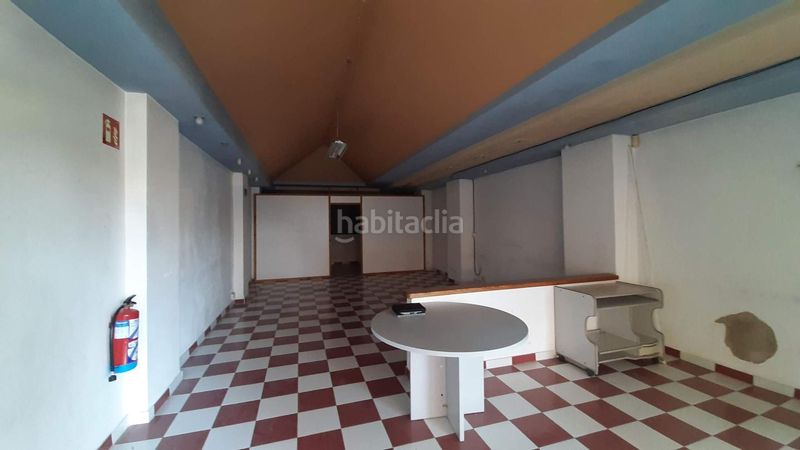 Foto 7b3ddbbb-26e8-433c-ad00-3a4b57f12a36. Local comercial a paloteado 2 a Lourdes Tudela