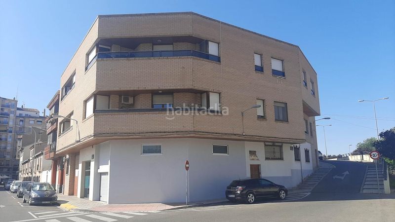 Foto 23f6d3c8-da61-41cd-8e24-c7c4efb41d90. Local comercial a ferial 19 a Griseras - Gardachales Tudela