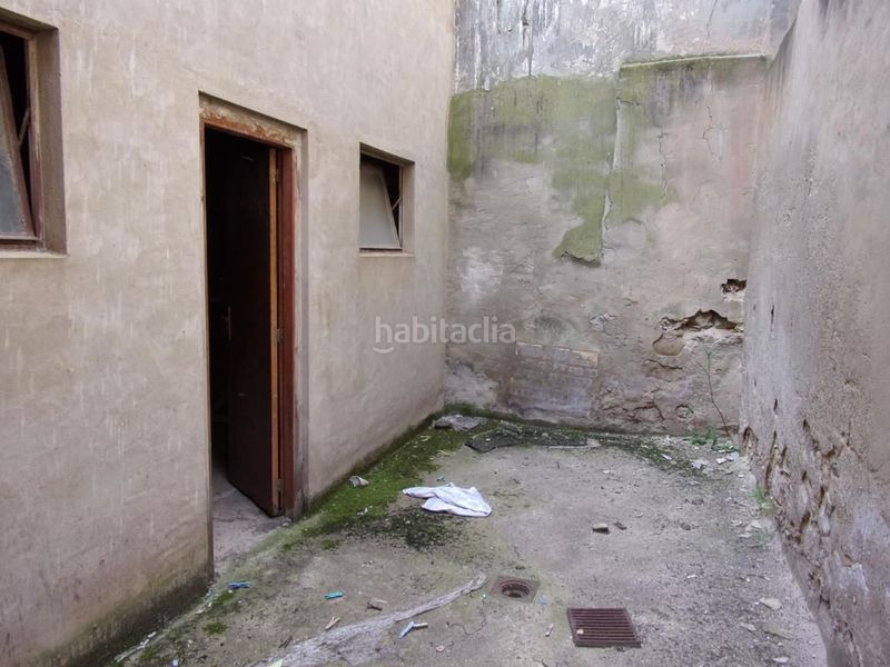 Foto bab6fc6c-9758-427f-904e-ef0fa0404d0d. Local comercial a calle granados 36 a Casco Histórico Tudela