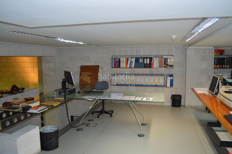 Foto 0417e3d0-f58e-4258-97d5-ef4a7d9ff319. Local comercial en monasterioaren zeh 2 en San Juan Pamplona / Iruña