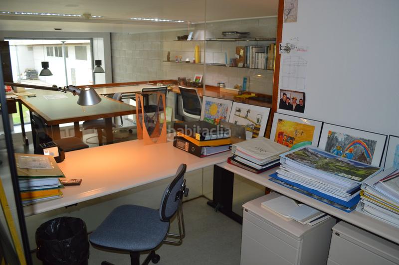 Foto 9ac1f66f-dccb-4d46-8cc4-2ac864b6df0a. Local comercial en monasterioaren zeh 2 en San Juan Pamplona / Iruña