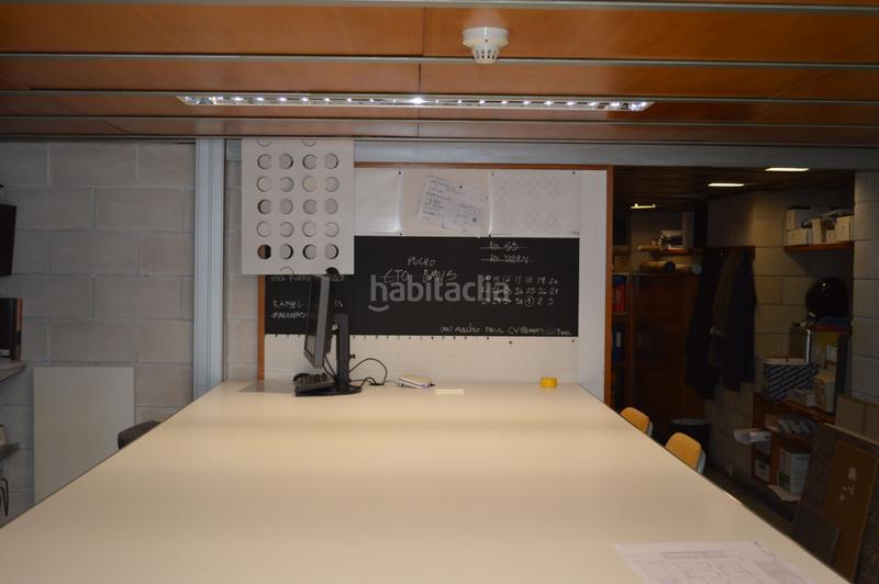 Foto f3557c41-f9a3-4798-ba64-823defb74fc1. Local comercial en monasterioaren zeh 2 en San Juan Pamplona / Iruña