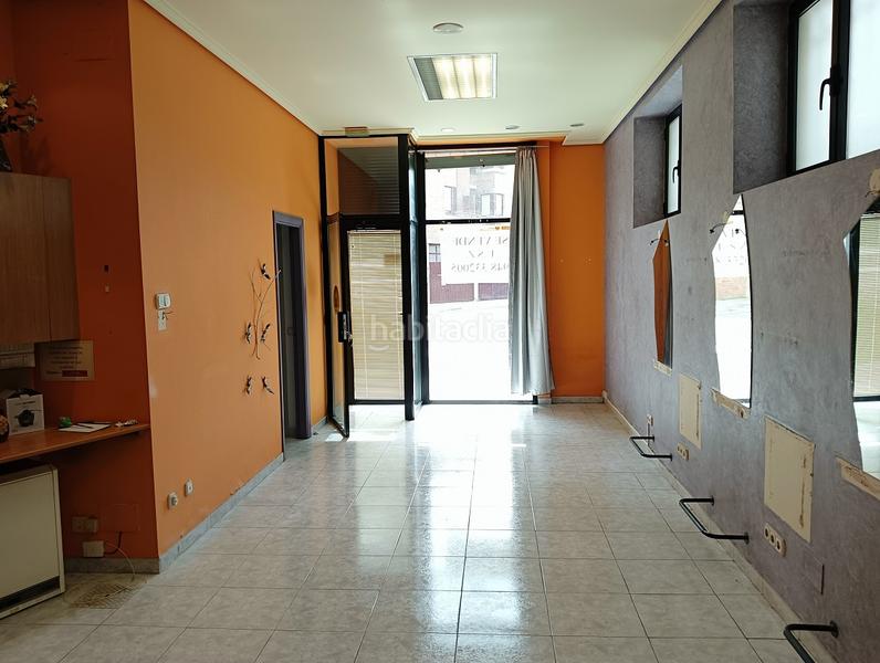 Foto f7735900-7268-4055-98b6-ce007f854ed9. Local comercial amb calefacció a Huarte / Uharte