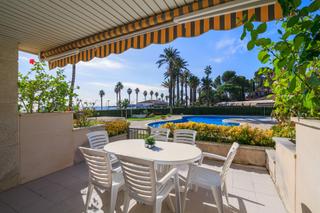 Apartament a De la baixada platja cristall 10