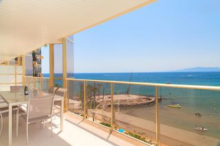 Apartament a De col�n 15. Exclusivo apartamento en primera l�nea de mar!