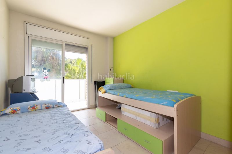 Foto 0da4ba06-ea7b-44c5-969f-4f3b2c38f312. Apartament amb piscina a Plaça Europa - Port Aventura Salou