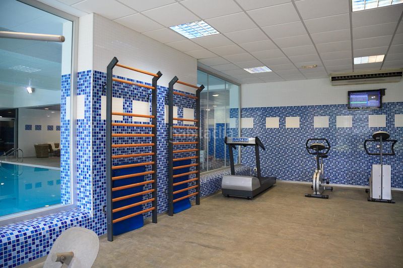 Foto 95f858c5-5bf1-4b6e-bf33-32c31daf7c04. Apartament amb piscina a Plaça Europa - Port Aventura Salou
