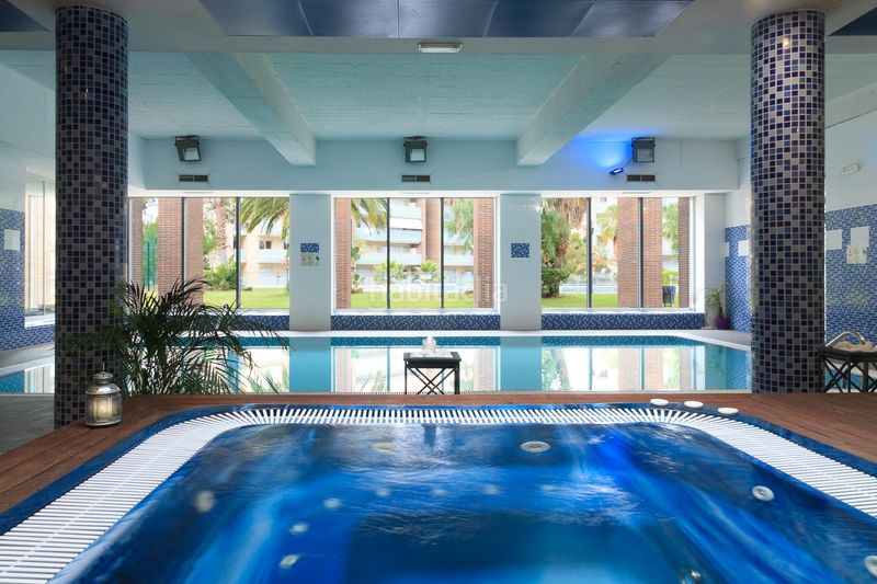 Foto b0fe3c49-3cf0-4c91-98ac-3aa15d5ea3bb. Apartament amb piscina a Plaça Europa - Port Aventura Salou