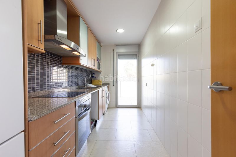 Foto b51bd72f-315a-47b4-90ac-e819a3629e8e. Apartament amb piscina a Plaça Europa - Port Aventura Salou