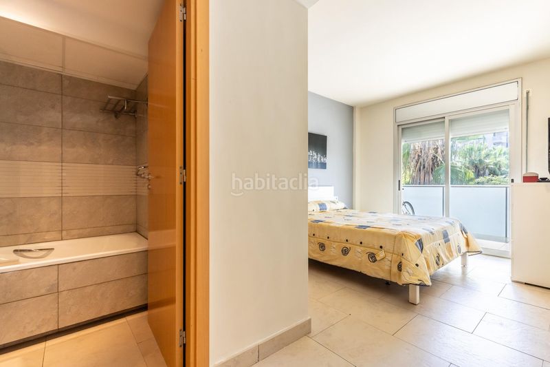Foto d19bed57-76f2-4904-838f-687f40f52388. Apartament amb piscina a Plaça Europa - Port Aventura Salou