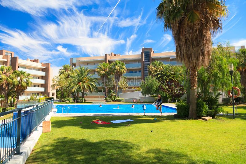 Foto d3dfc9dc-ab65-4e85-adf5-fb09da519be4. Apartament amb piscina a Plaça Europa - Port Aventura Salou