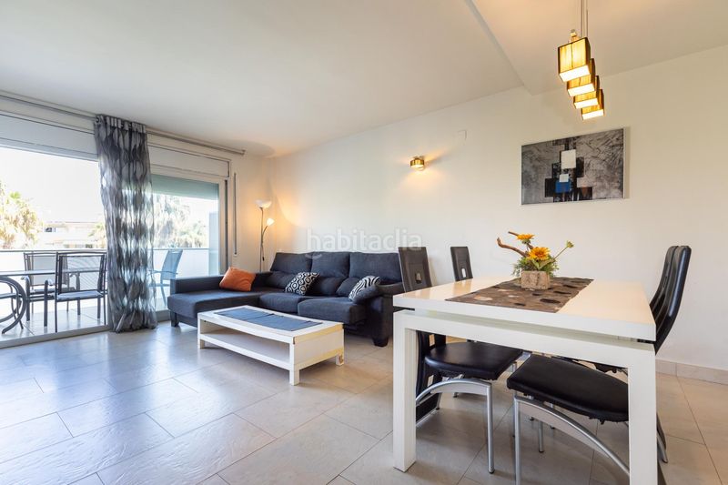 Foto eaf66013-af66-455a-84e7-a997b77aa6bf. Apartament amb piscina a Plaça Europa - Port Aventura Salou