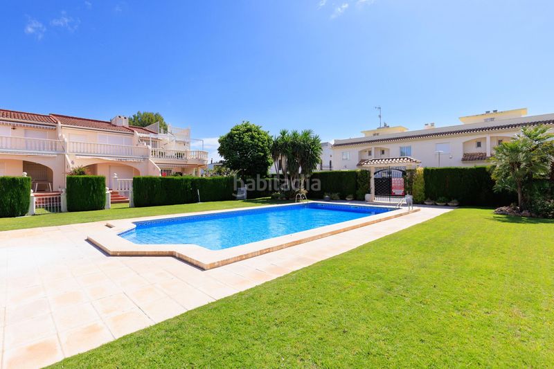 Foto ae00f209-374a-43a0-b26b-f8bbedd80166. Casa adossada amb aparcament piscina a Pino Alto Miami Platja