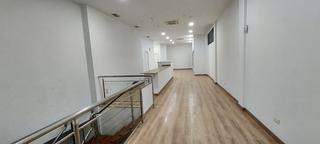 Locale commerciale in Duggi - Rambla - Los Hoteles. Zona rambla de santa cruz. local 2 plantas 180 metros cuadrados